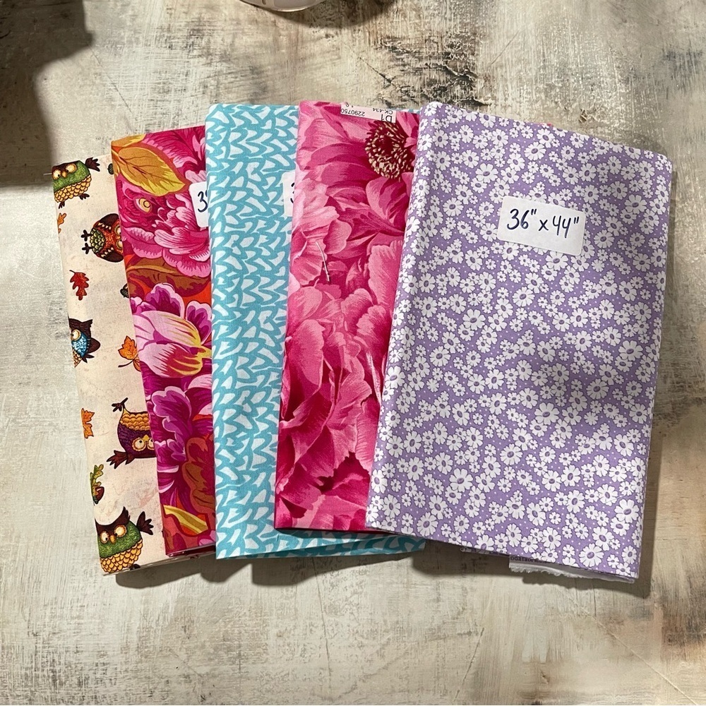 Quilting cotton colorful bundle lot of 5+ yards ideal crafter lot